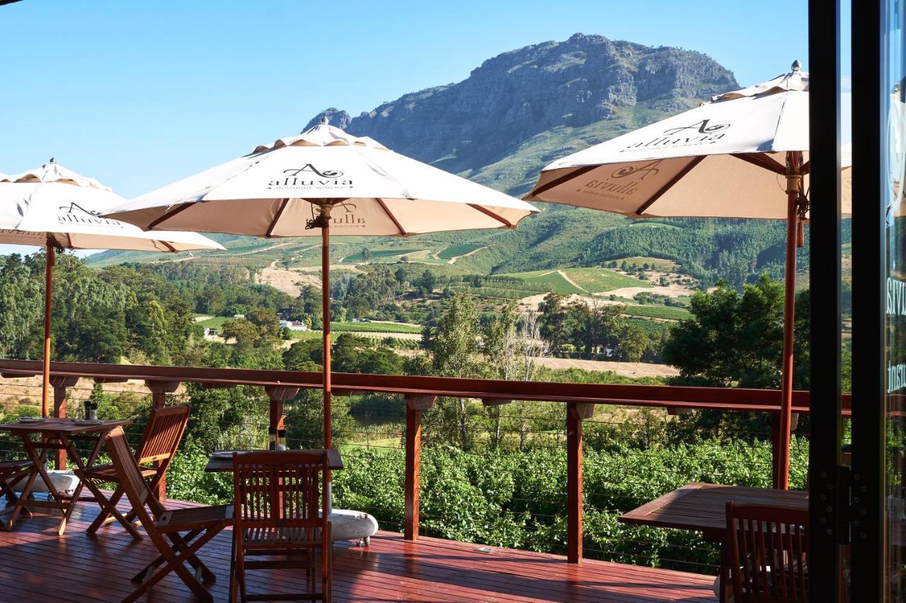 Alluvia Boutique Winery&Luxury Accommodation Stellenbosch Extérieur photo View of the Kleinrivierveld