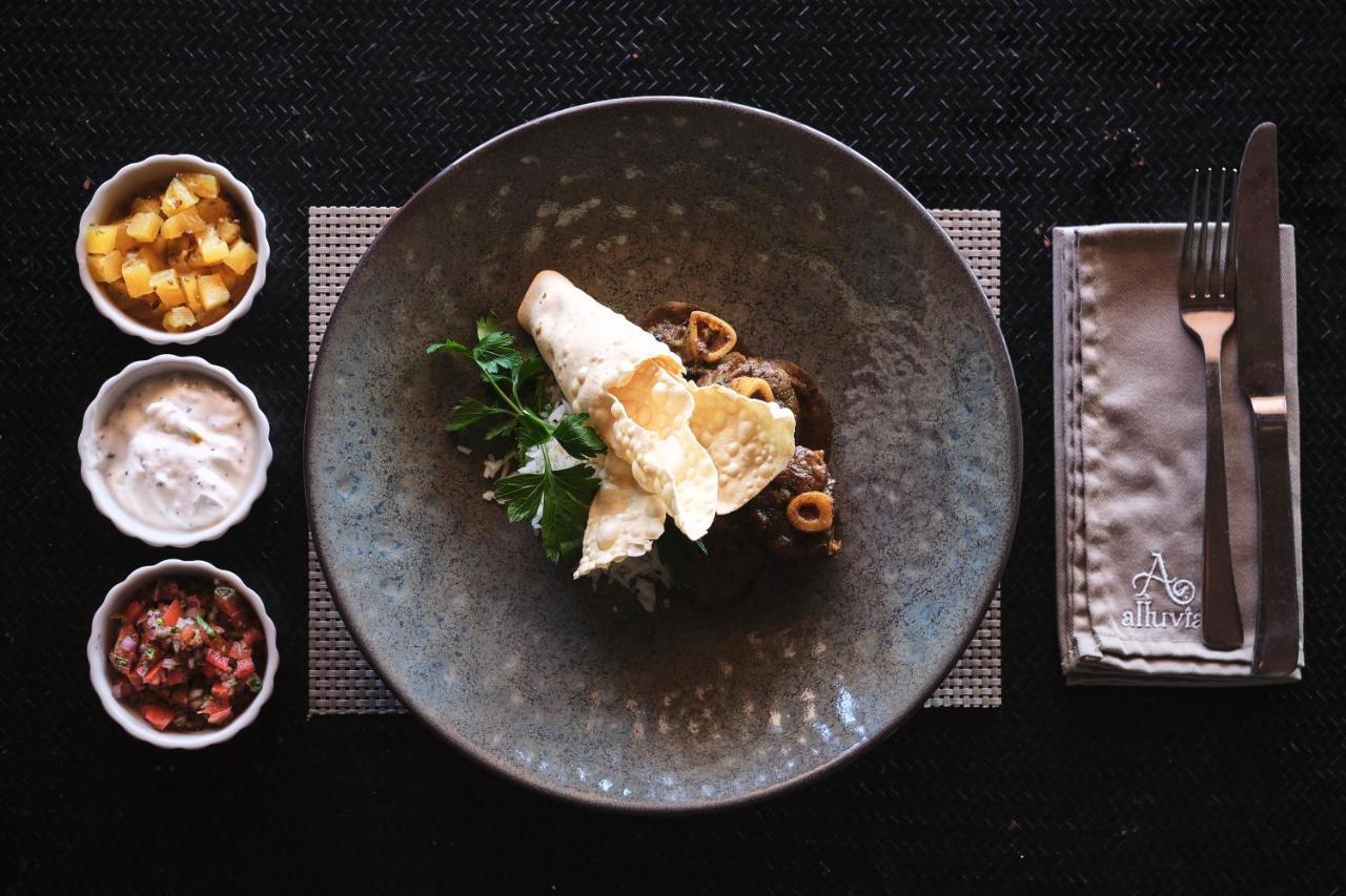 Alluvia Boutique Winery&Luxury Accommodation Stellenbosch Extérieur photo A dish at the restaurant